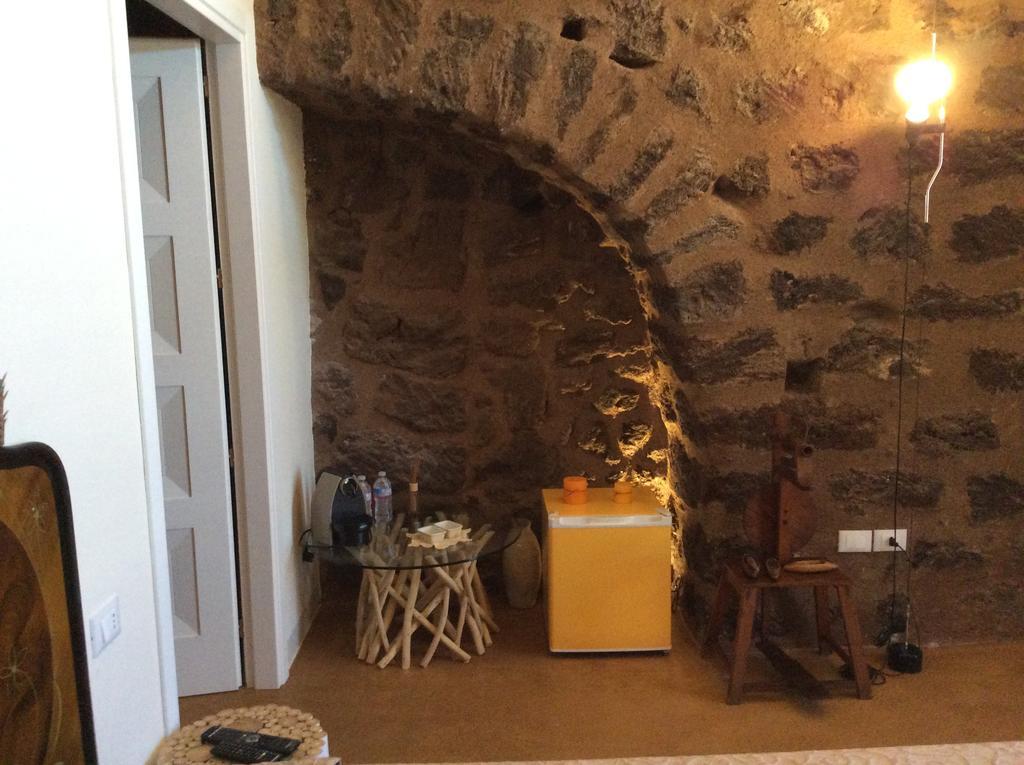 Le Maioliche Scauri (Sicily) Bagian luar foto